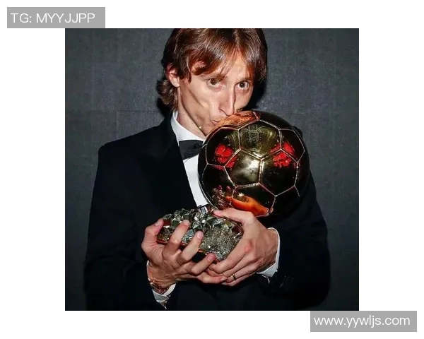 足球明星们热议莫德里奇的传奇表现与职业生涯成就 足球明星们热议莫德里奇的传奇表现与职业生涯成就